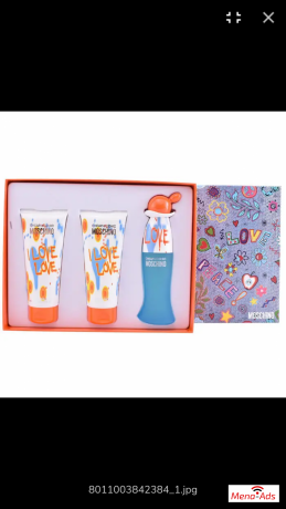 moschino-cheap-and-chic-i-love-love-eau-de-toilette-vaporisateur-50ml-coffret-3-produits-big-0